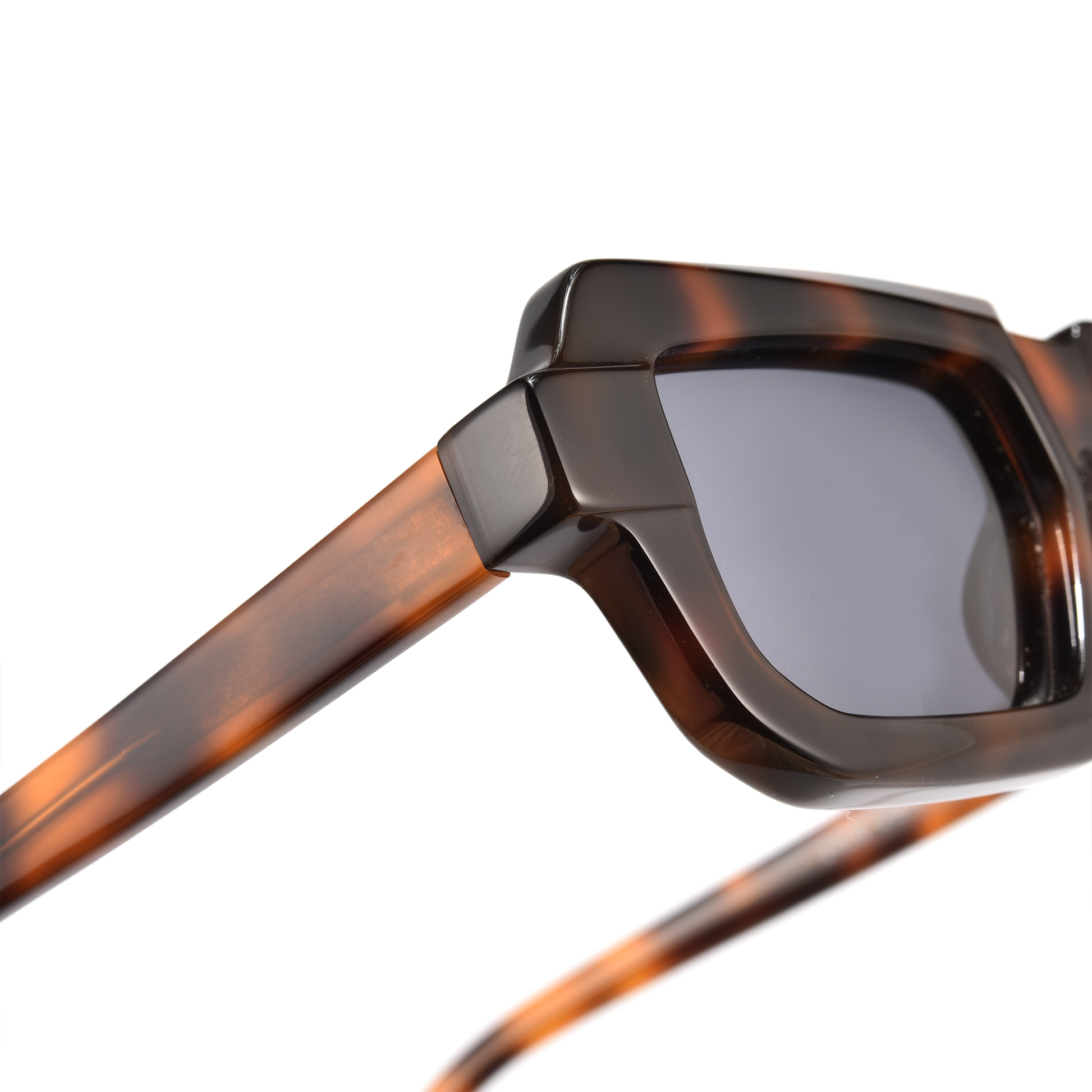 Courtney // Sunglasses